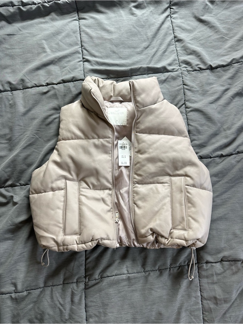 Hollister puffer vest